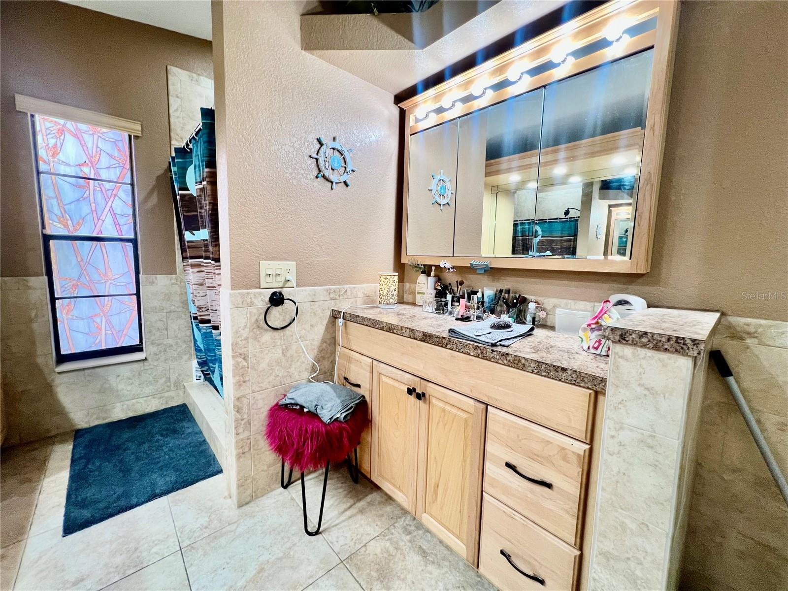 RIVER CROSSING - Residential