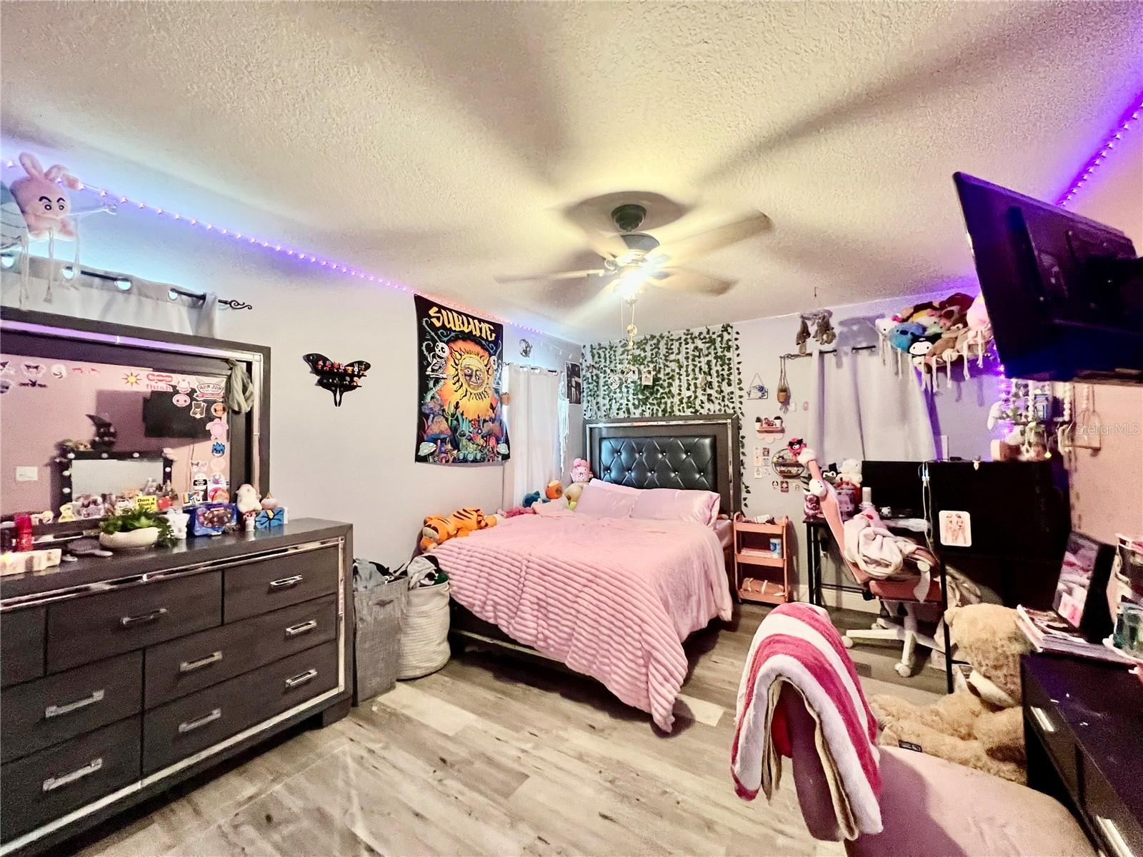 RIVER CROSSING - Residential