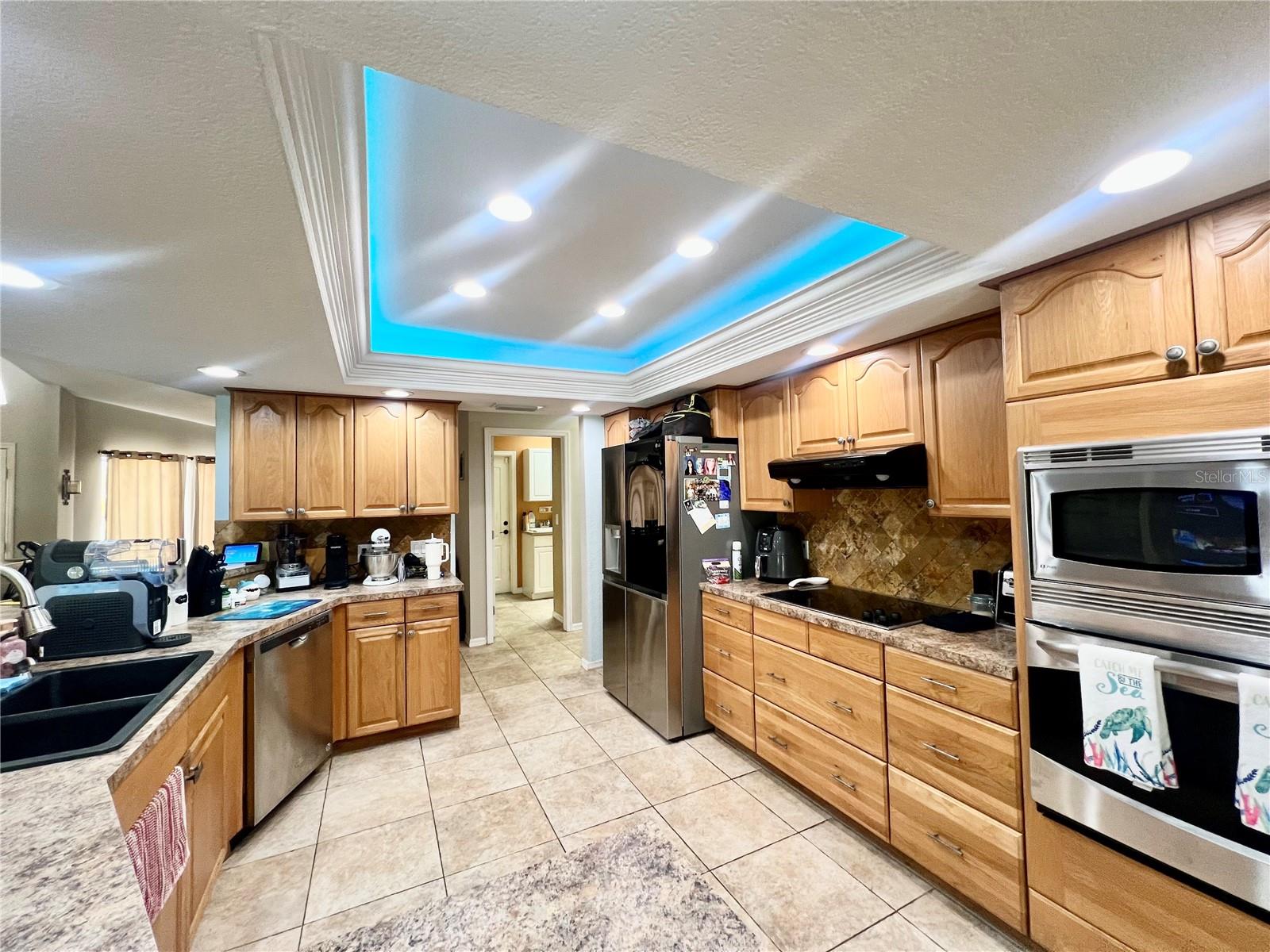 RIVER CROSSING - Residential