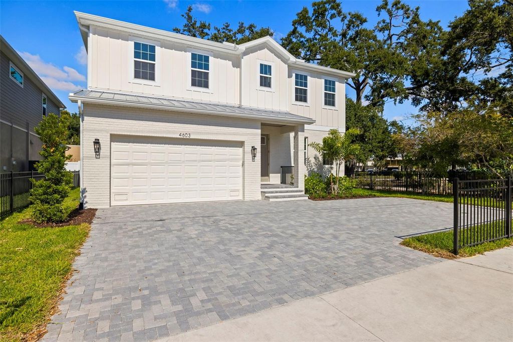 Photo of 4603 W San Jose Street, Tampa, FL 33629 (MLS # TB8444766)