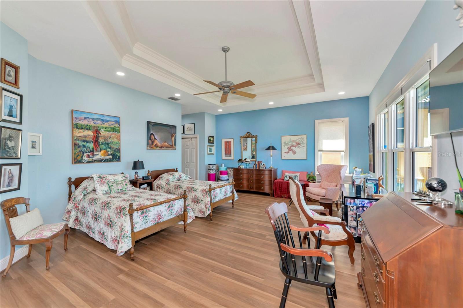 BUCCANEER BAY - Residential