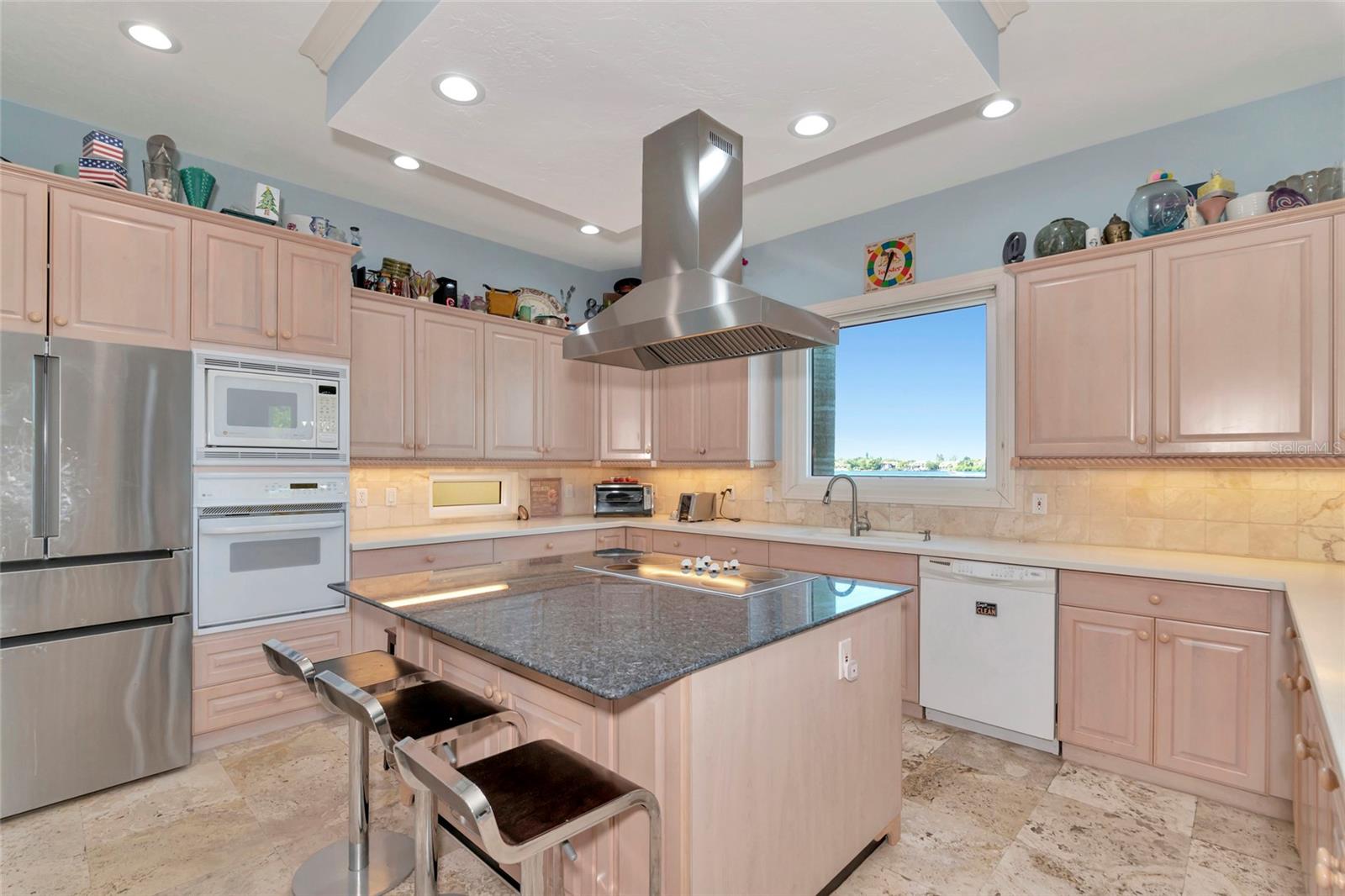 BUCCANEER BAY - Residential