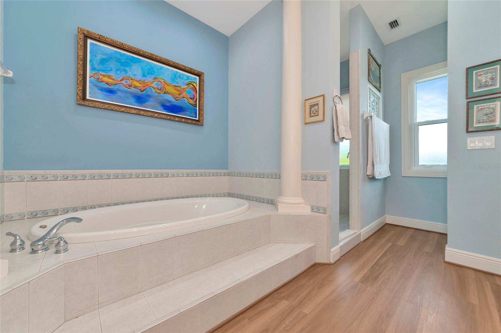 BUCCANEER BAY - Residential