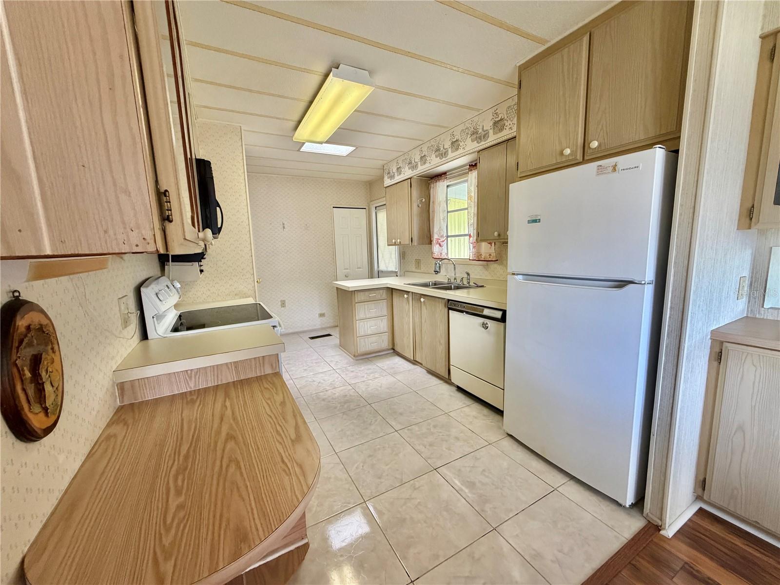 106 JASMINE TRAIL