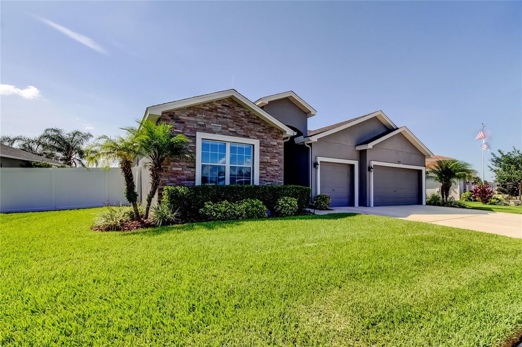 Photo of 6648 Castle Green Place, Zephyrhills, FL 33541 (MLS # TB8398790)