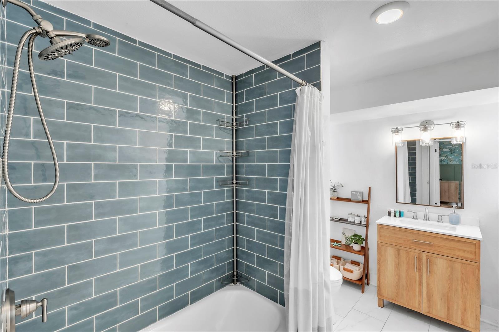 CORDOVA LAKES PH II - Residential