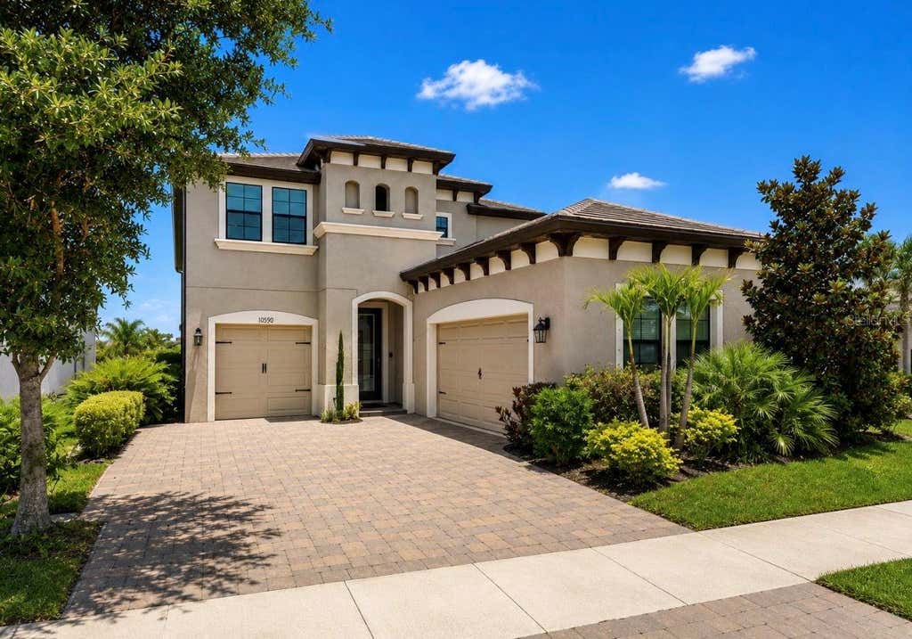 Photo of 13107 Monach Isles Drive, Riverview, FL 33579 (MLS # TB8516691)
