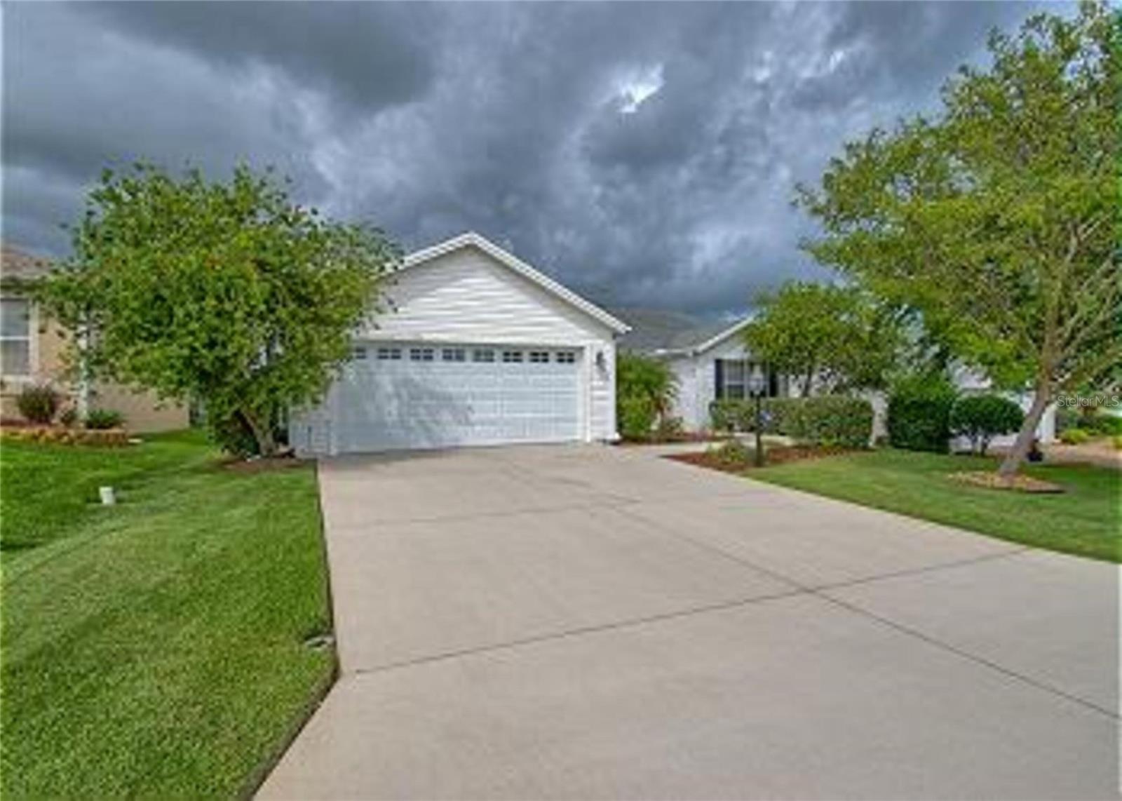 THE VILLAGES - Residential Lease