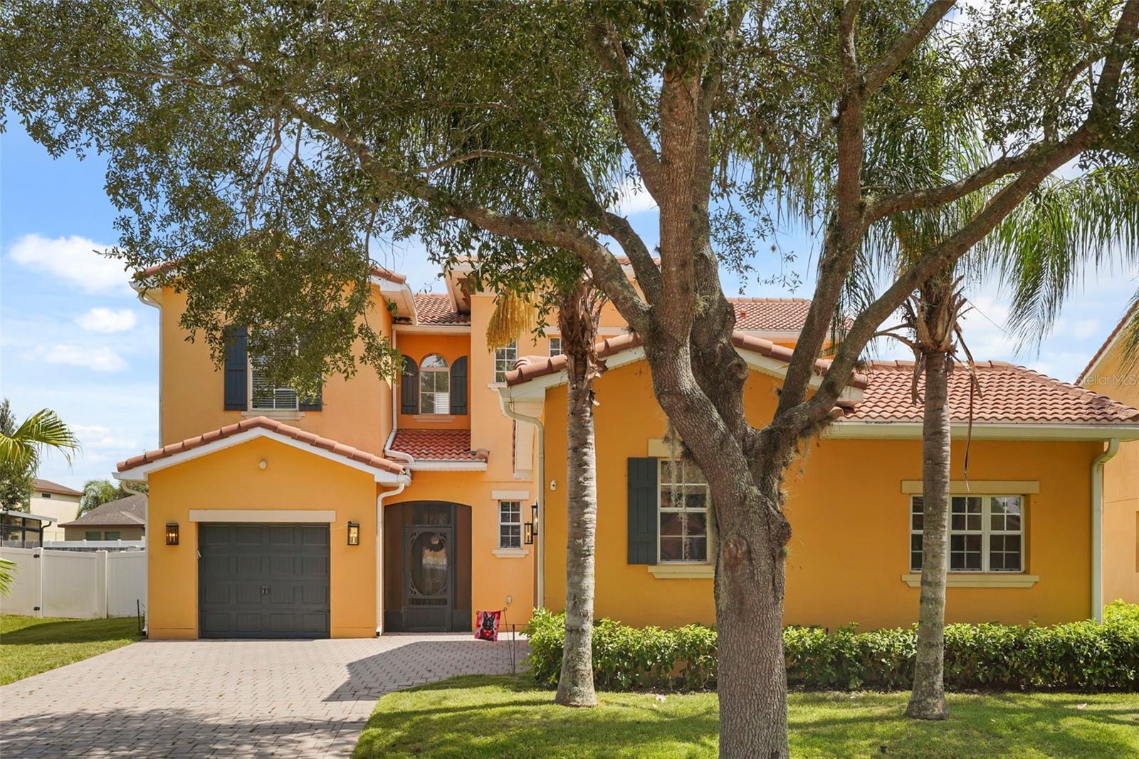3827 GOLDEN KNOT DRIVE