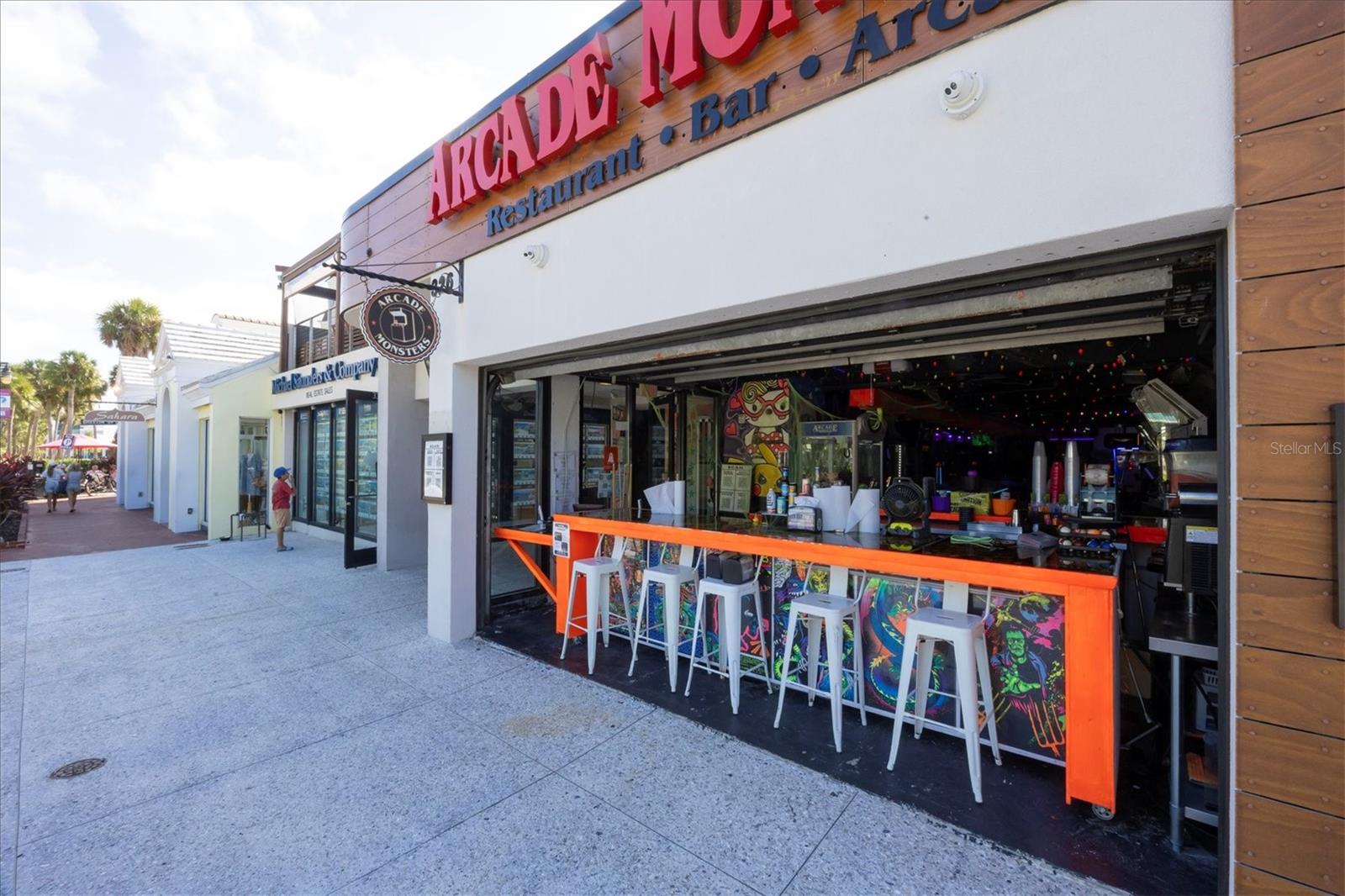 LIDO TOWERS - Residential