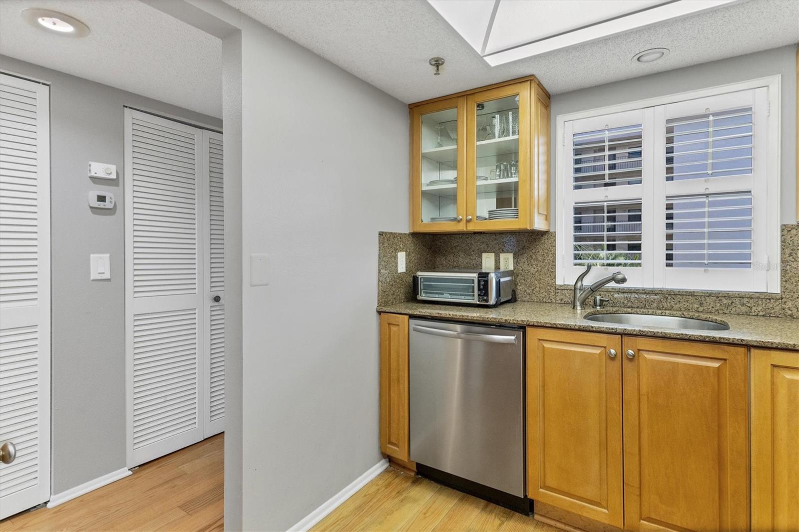 LIDO TOWERS - Residential