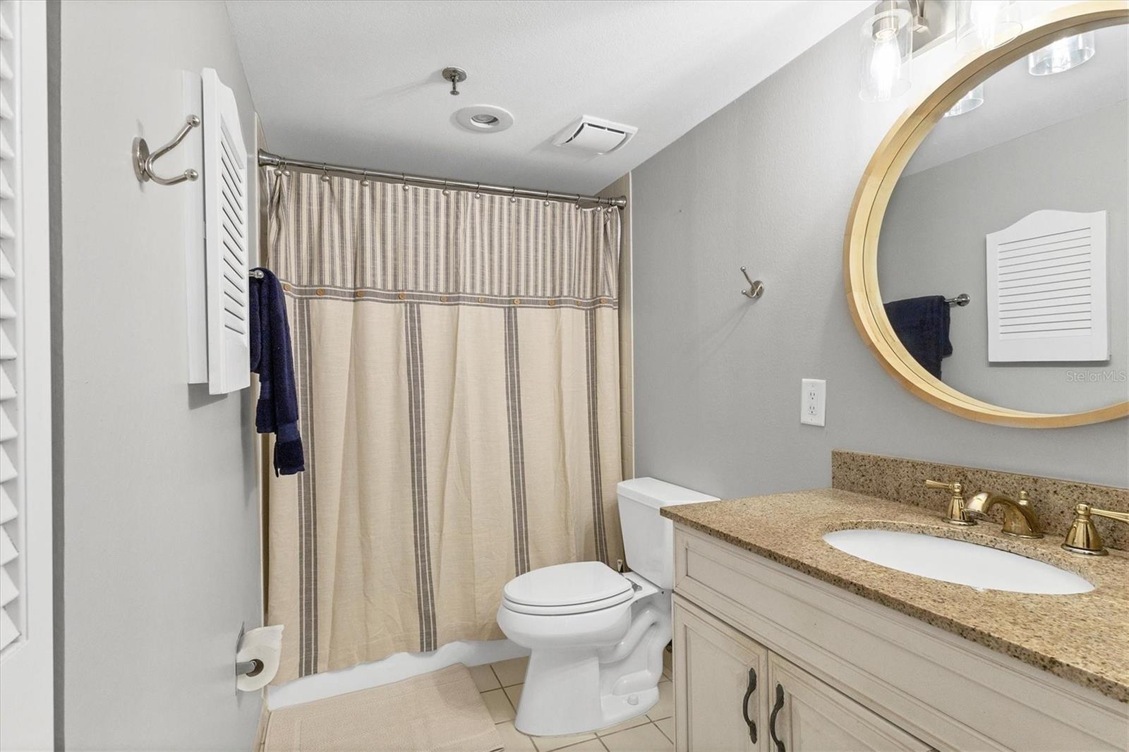 LIDO TOWERS - Residential