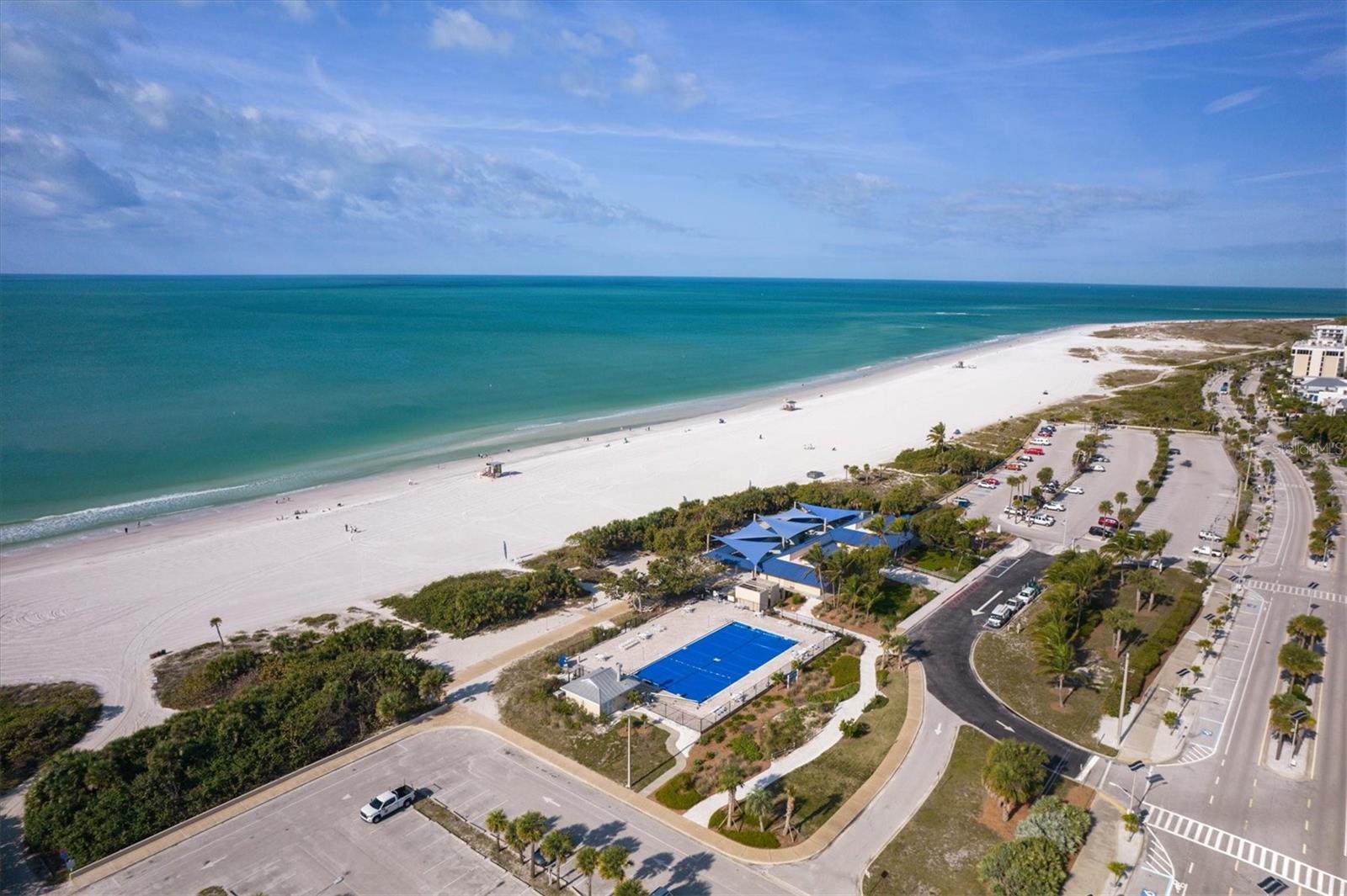 LIDO TOWERS - Residential