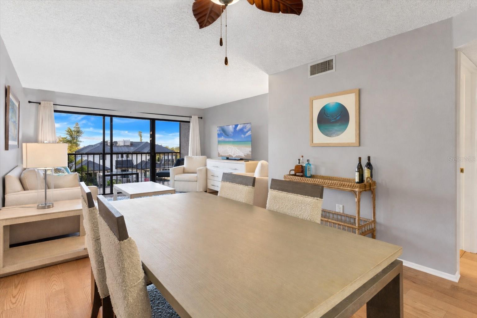 LIDO TOWERS - Residential