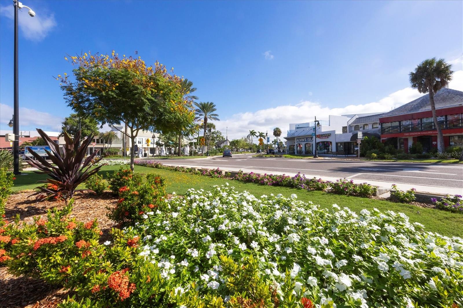 LIDO TOWERS - Residential