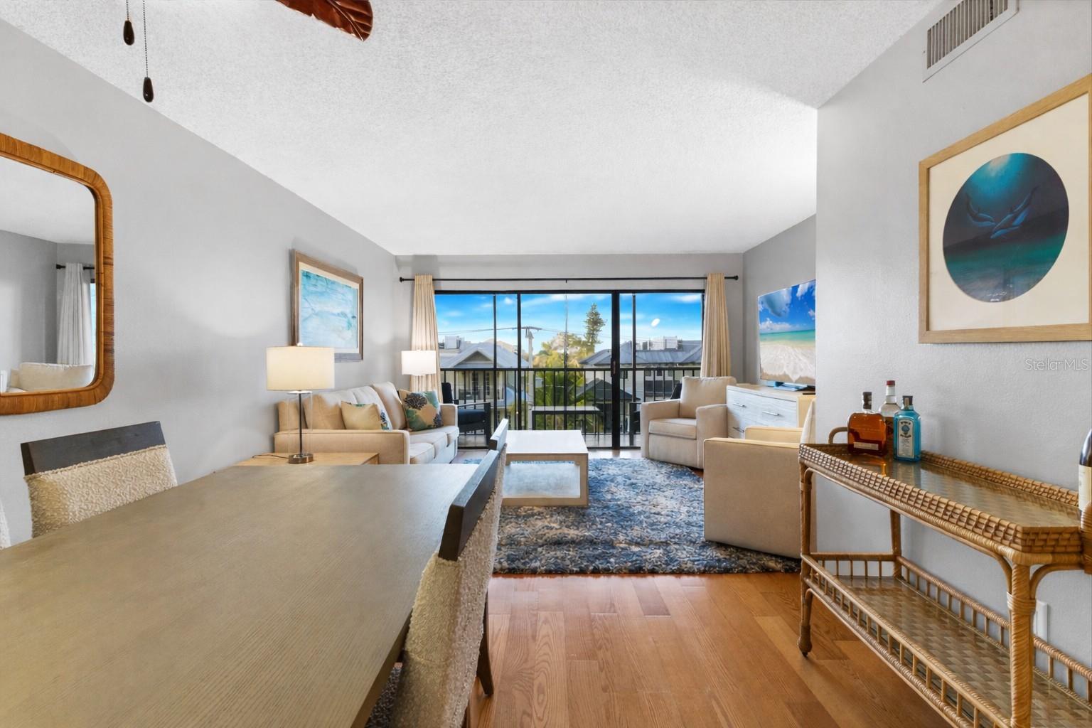 LIDO TOWERS - Residential