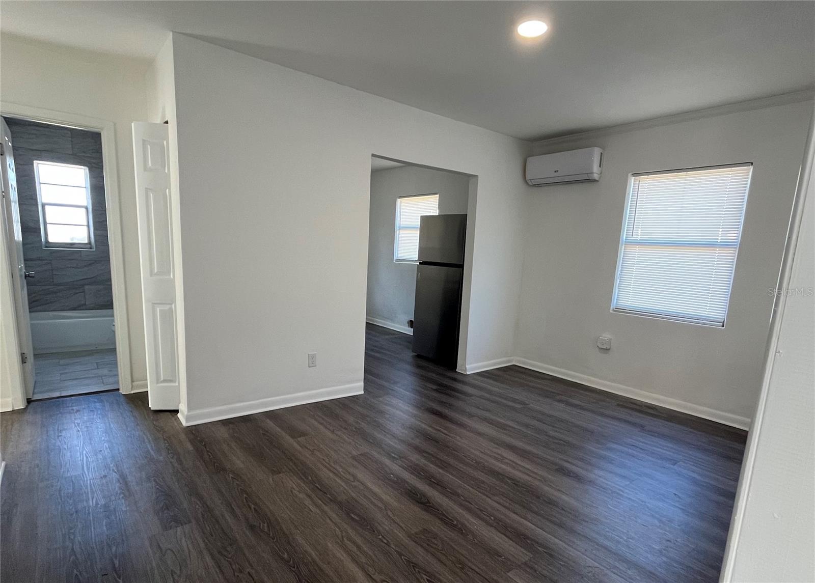 PRESHA SUB - Residential