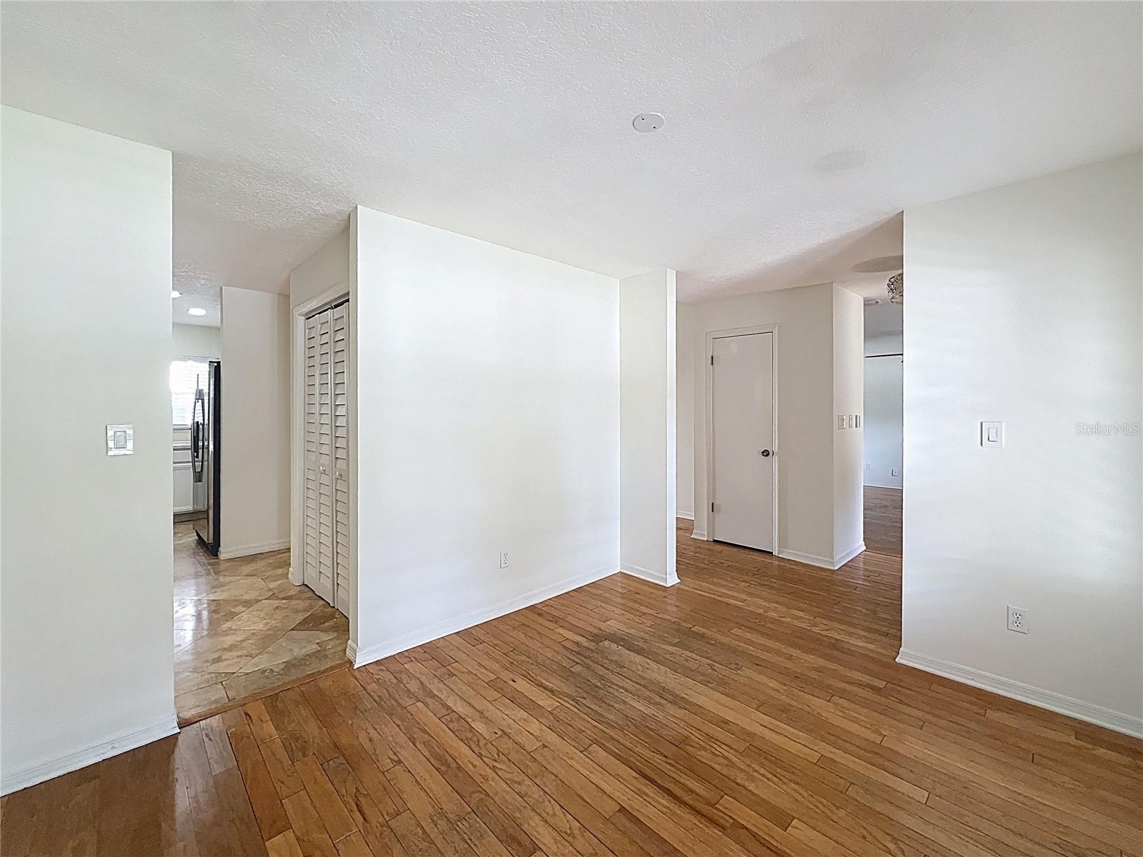 BAY LAKES AT GRANADA SEC 02 - Residential Lease