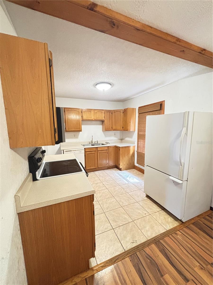 MOUNT VERNON - Residential Lease