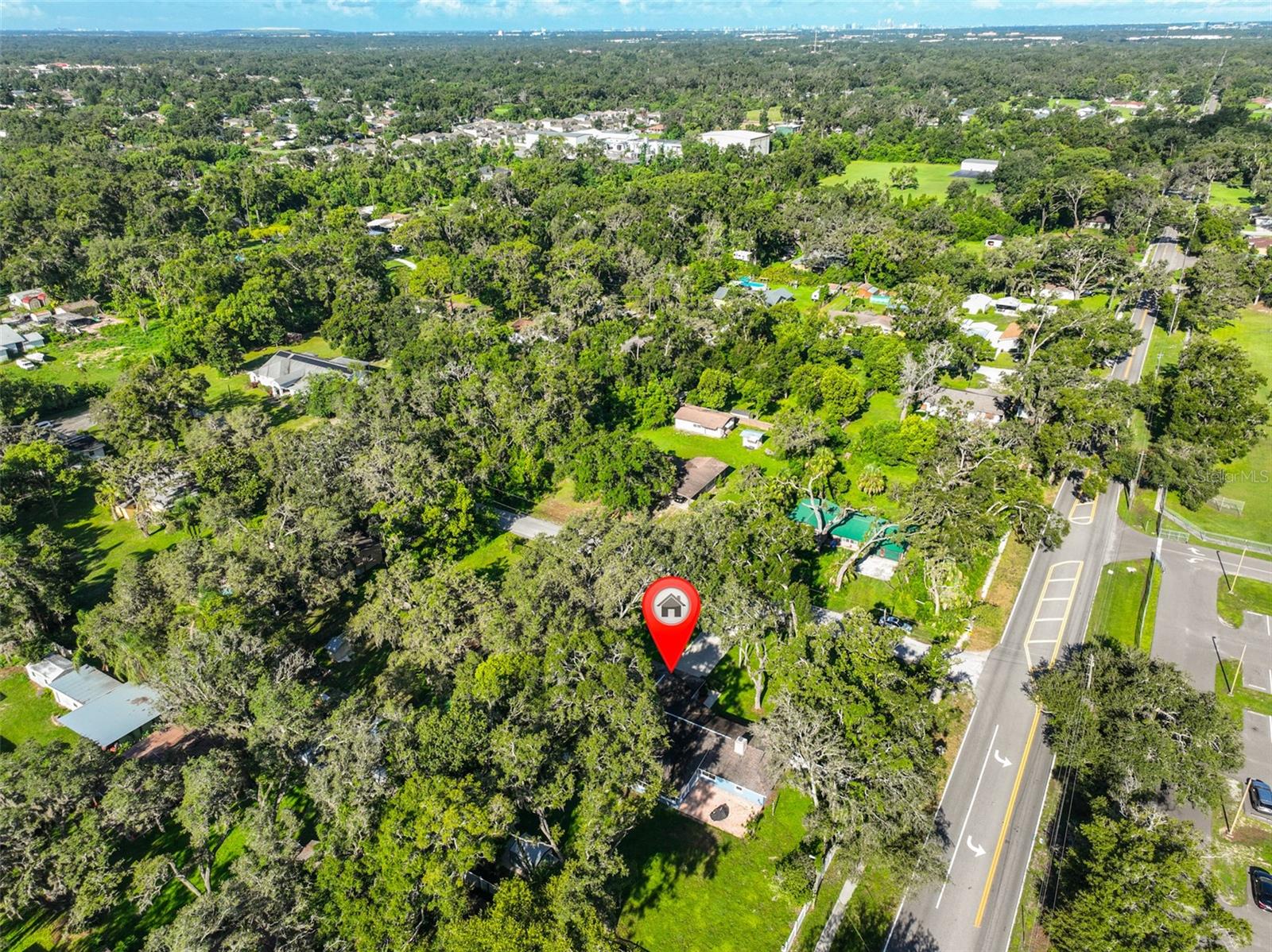 CASH ACRES UNIT NO 1 LOT 10 BLOCK 1 - Residential