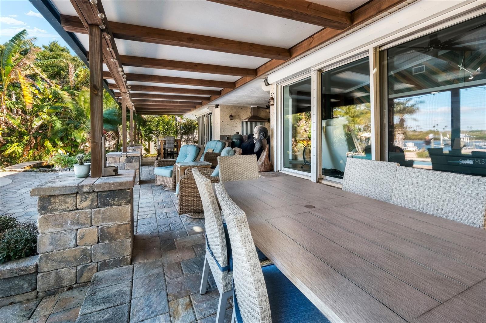 BOUCHELLES ISLAND - Residential