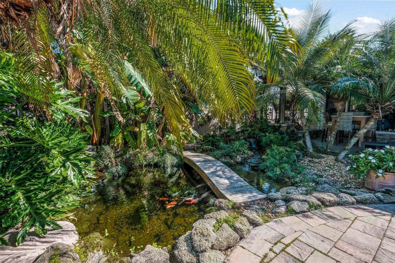 BOUCHELLES ISLAND - Residential