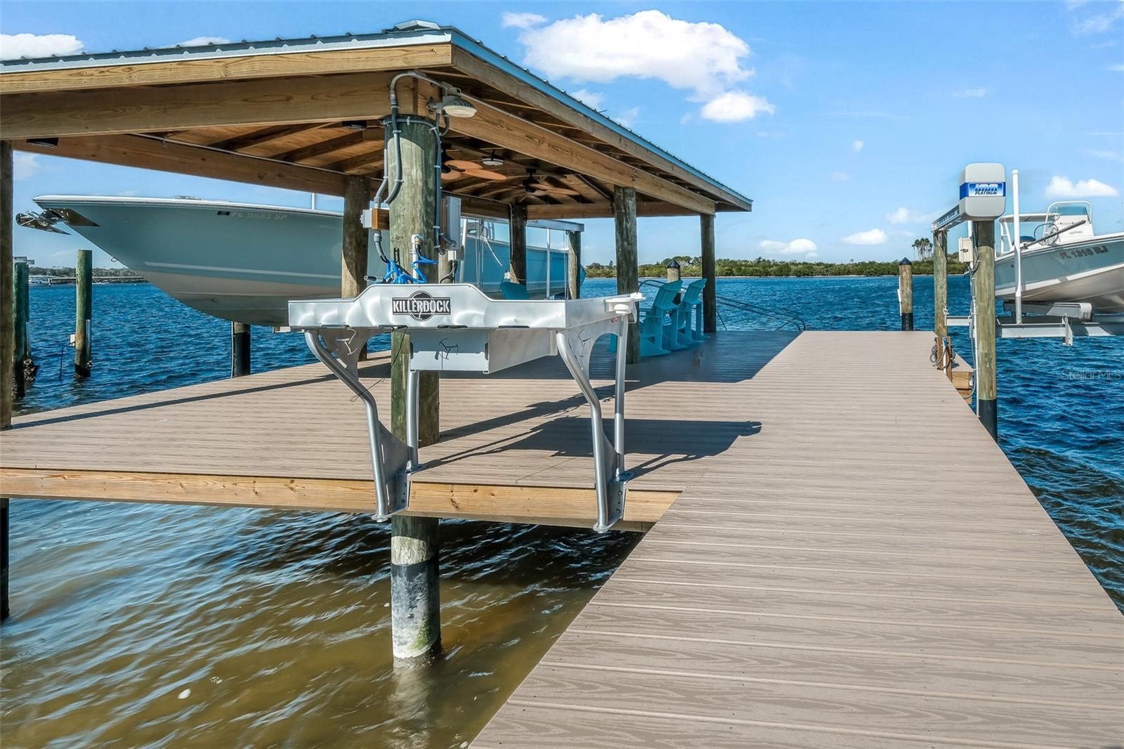 BOUCHELLES ISLAND - Residential