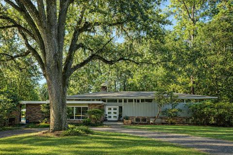 Photo of 4551 NW 1st Avenue, Gainesville, FL 32607 (MLS # O6393331)