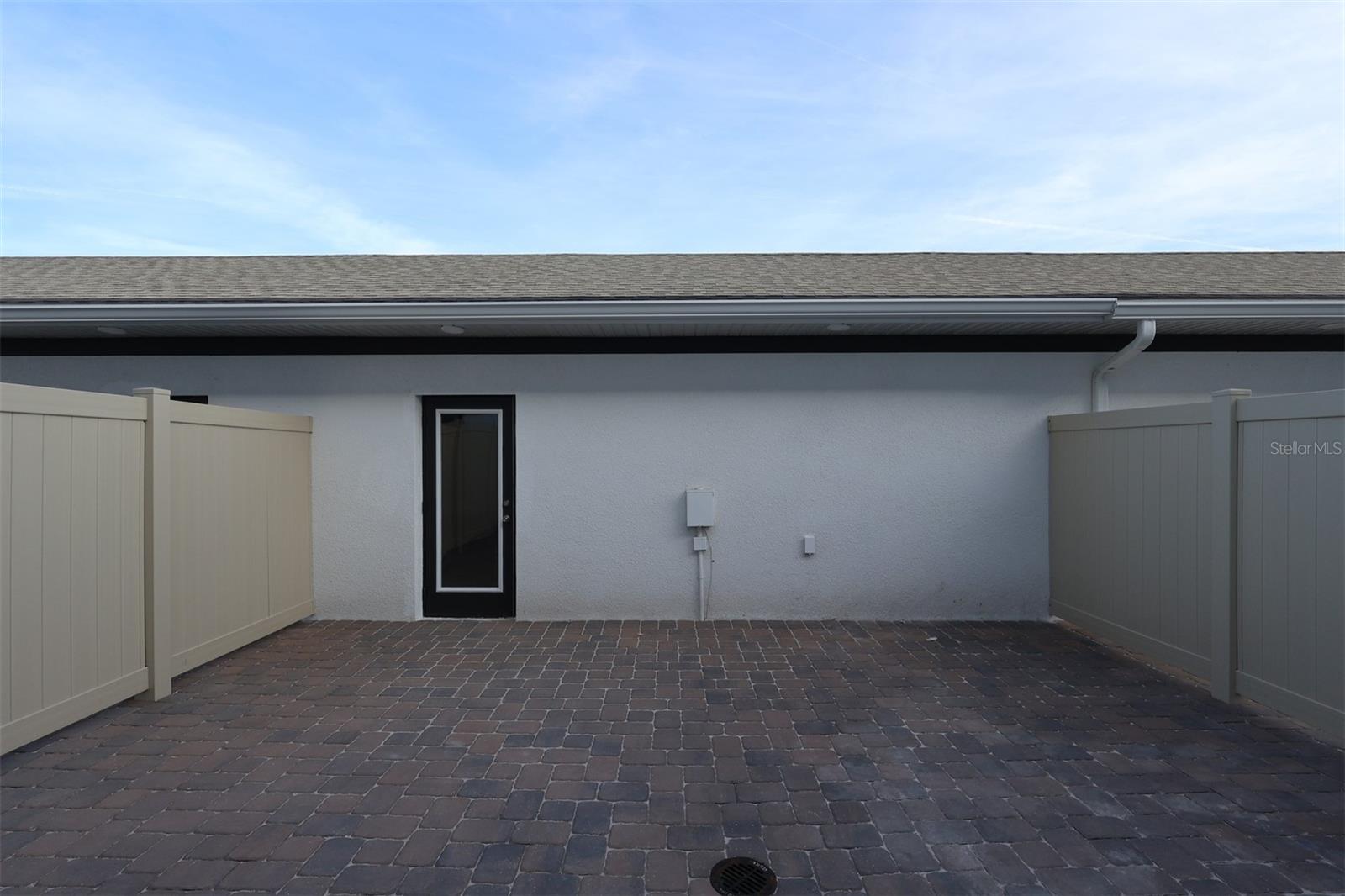 CENTER LAKE ON THE PARK - Residential