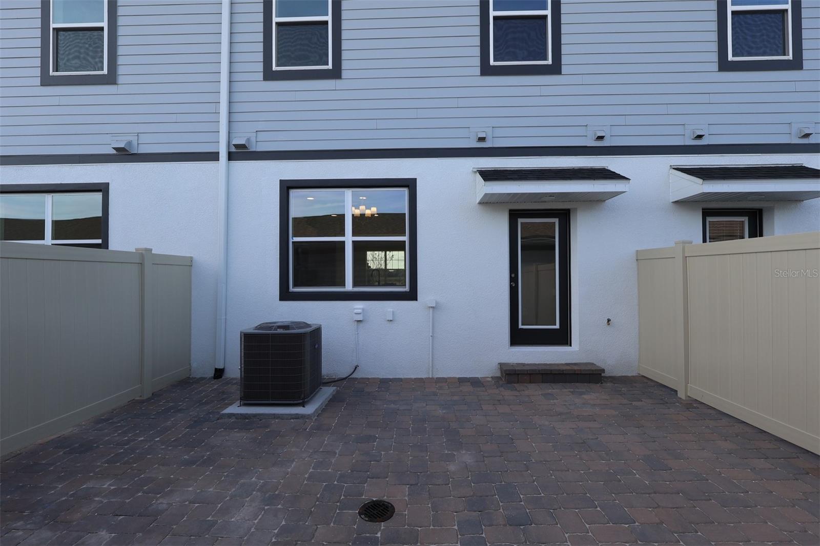 CENTER LAKE ON THE PARK - Residential