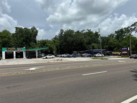 706/720 NW 13TH STREET GAINESVILLE FL 32601