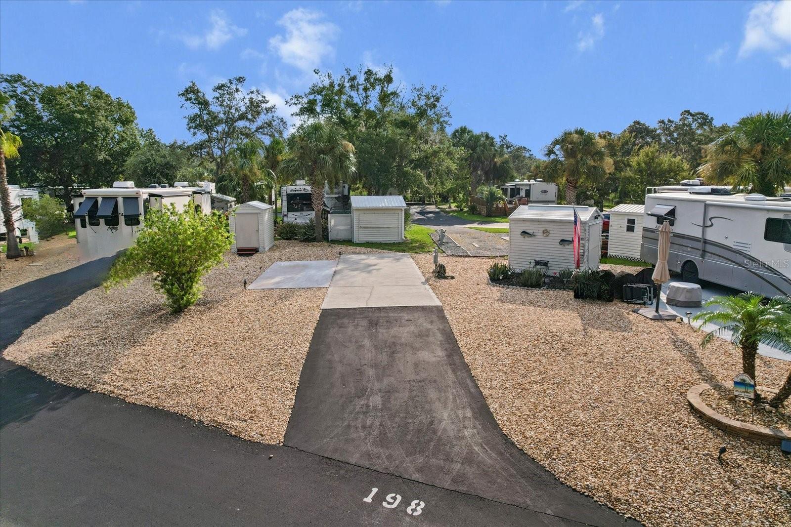 NATURE COAST LANDING RV RESORT - Land