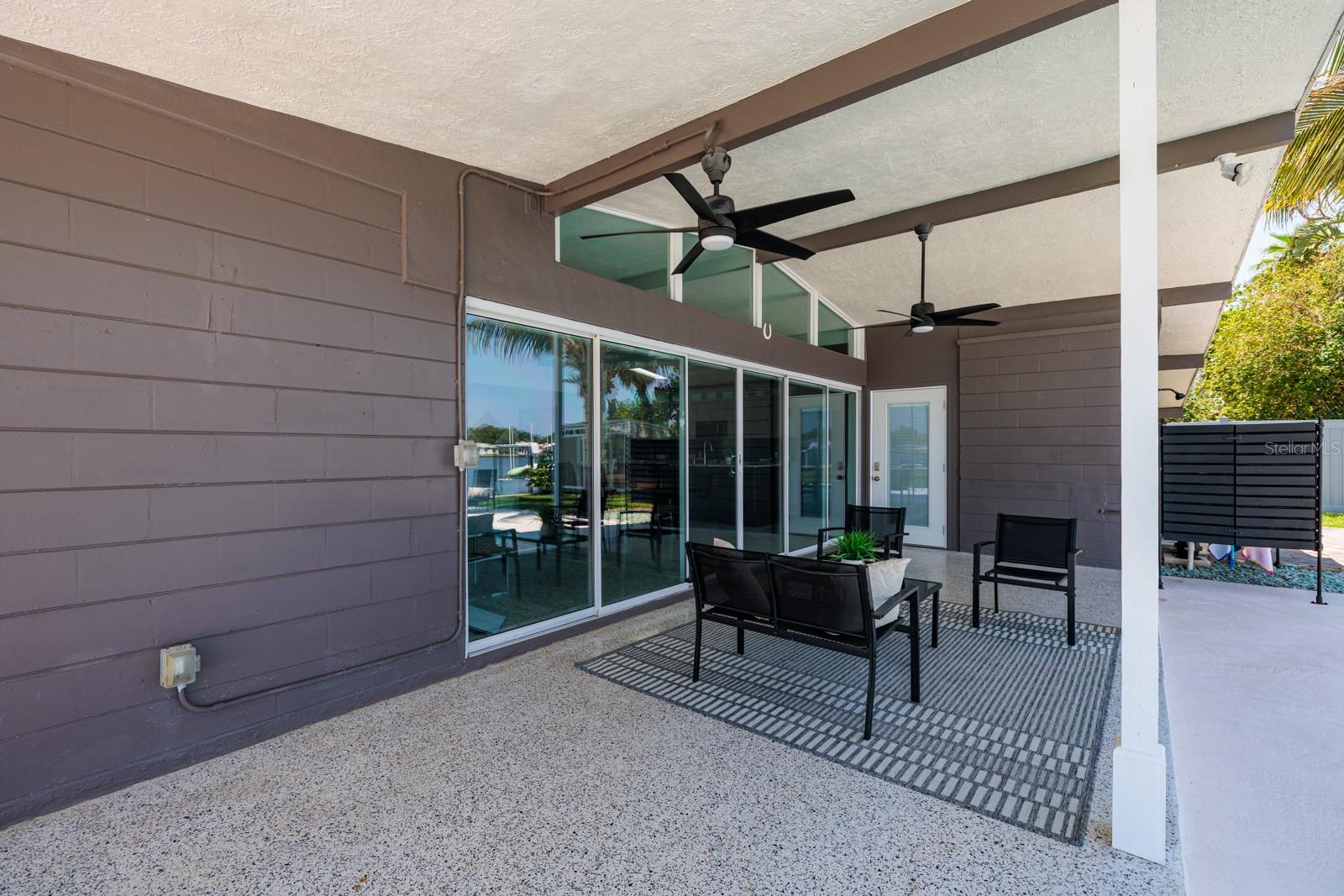 SUN-LIT SHORES - Residential