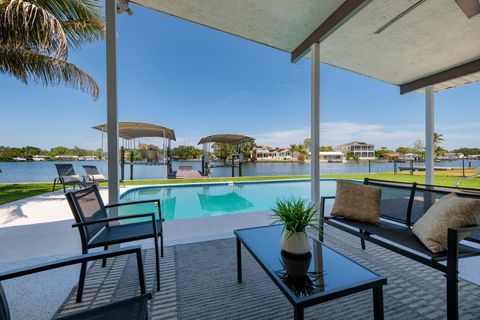 Photo of 263 87th Avenue N, St Petersburg, FL 33702 (MLS # TB8482306)