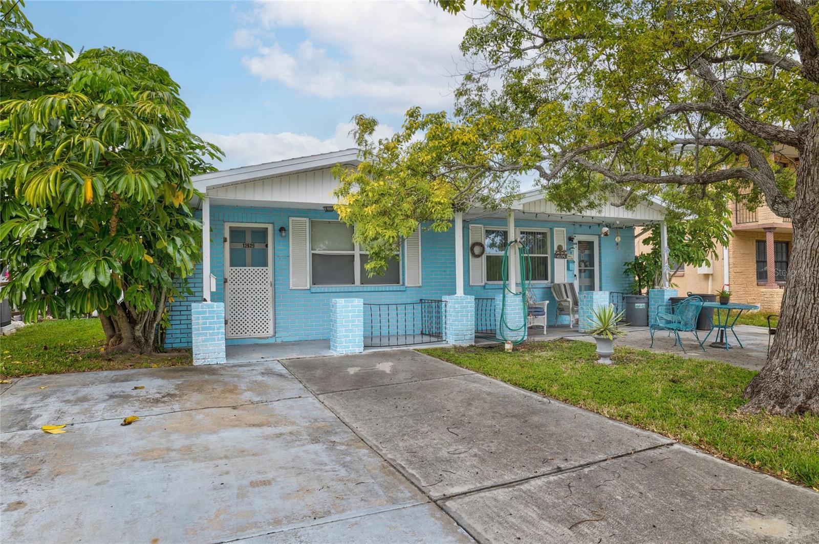 LEISURE BEACH - Residential