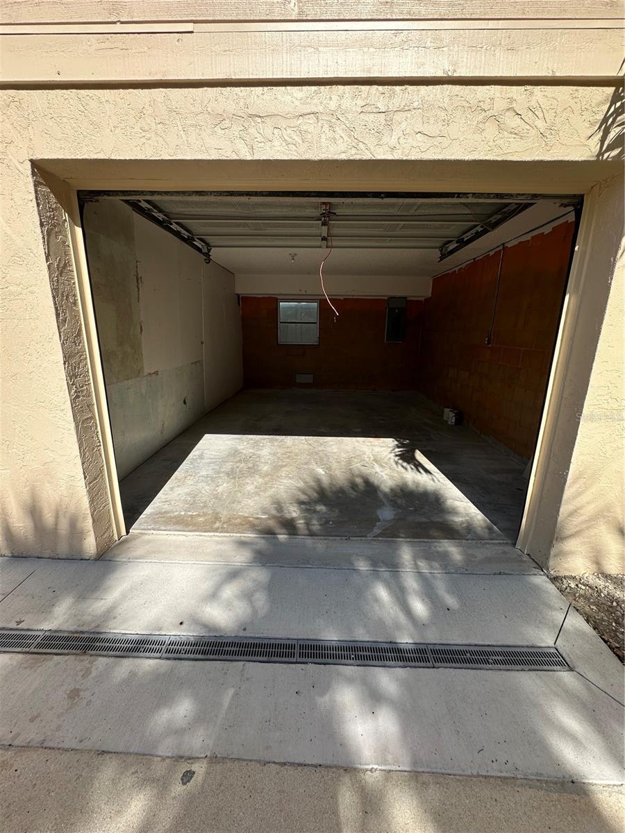 SPINNAKER BAY BLDG D - Residential Lease