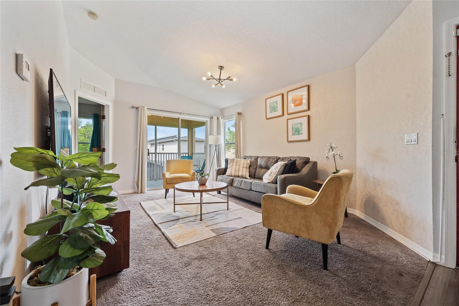 CLUB CORTILE CONDO PH 8 - Residential