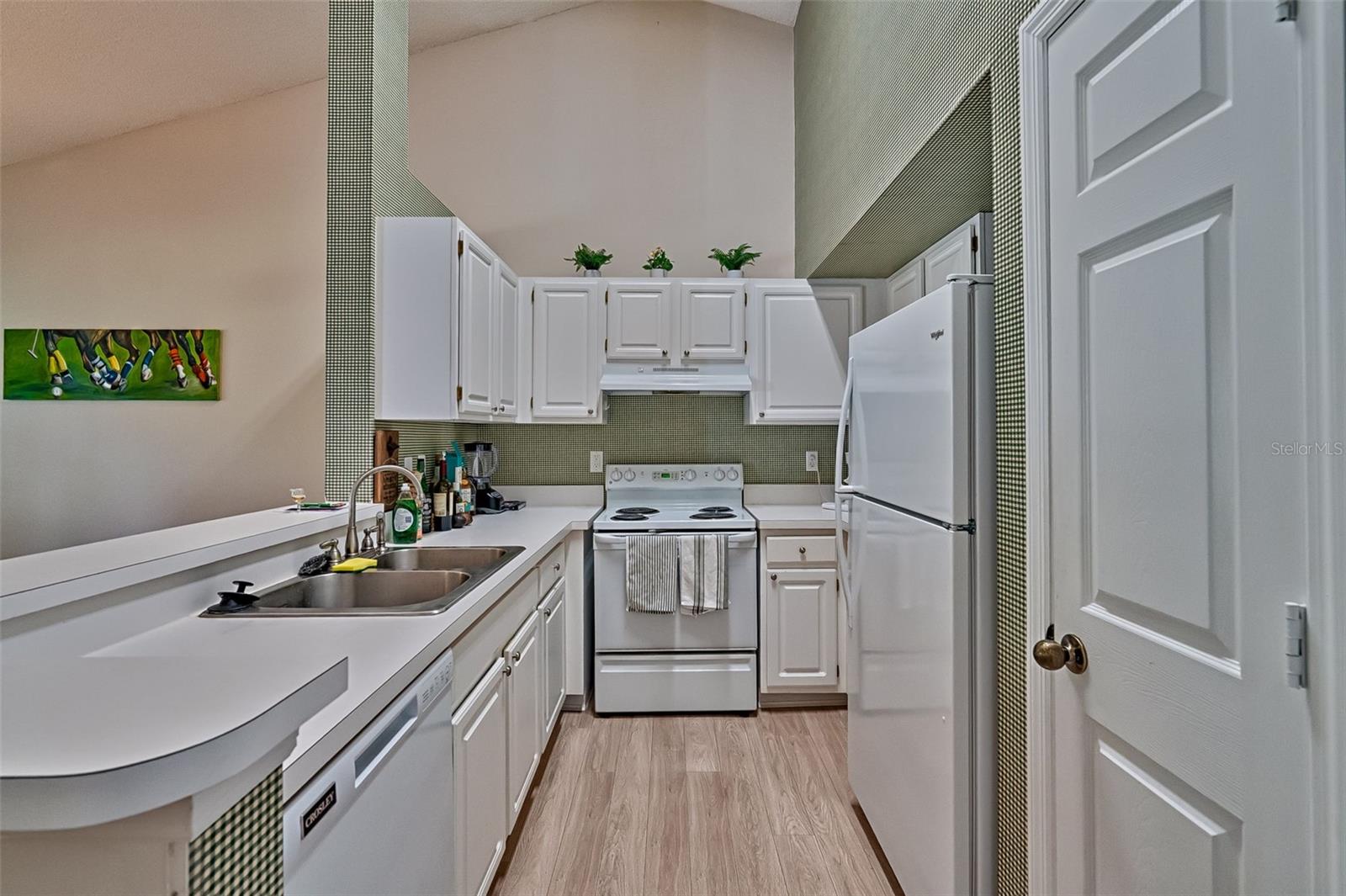 THE LINKS - Residential