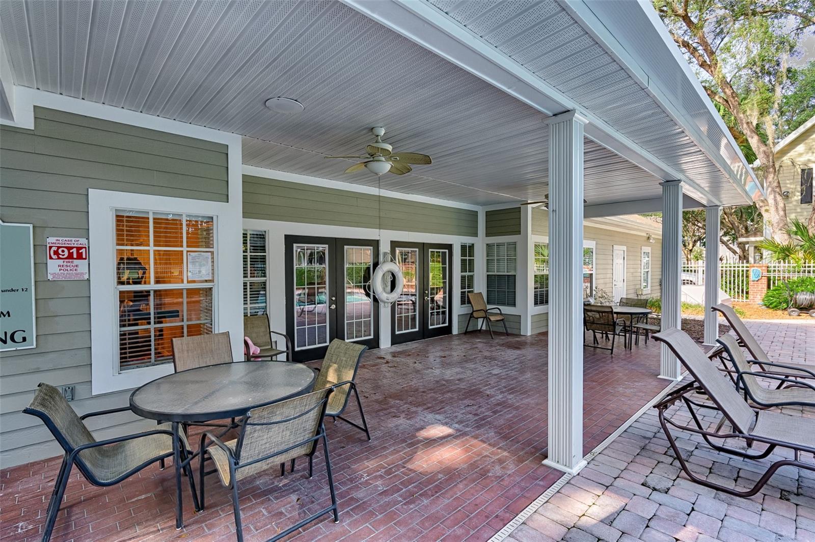 THE LINKS - Residential