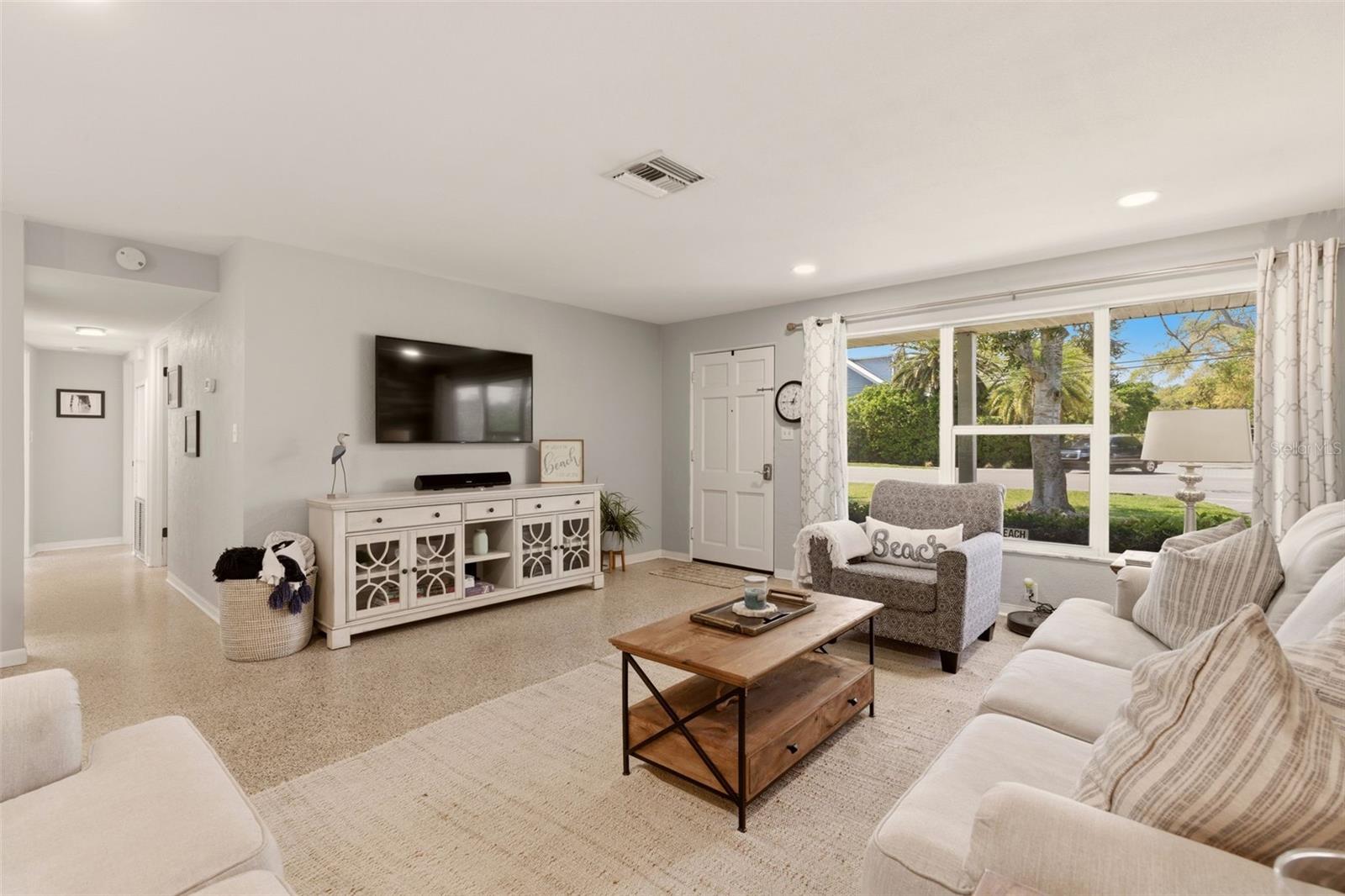 DETWILERS ADD 01 NEW SMYRNA BCH - Residential