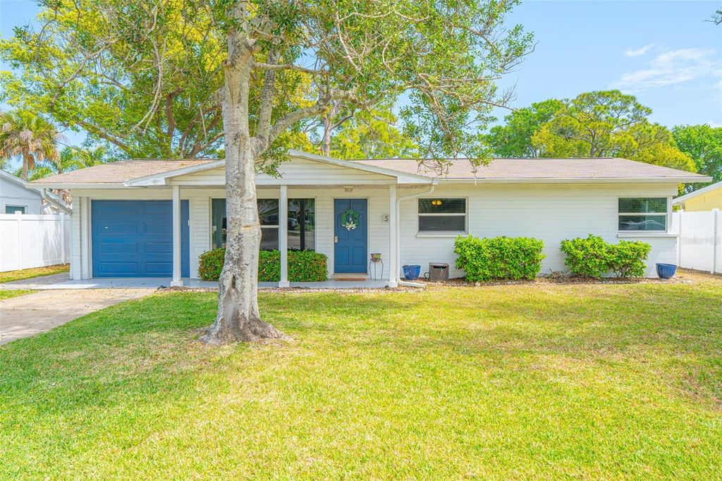Photo of 517 S Peninsula Avenue, New Smyrna Beach, FL 32169 (MLS # O6397364)