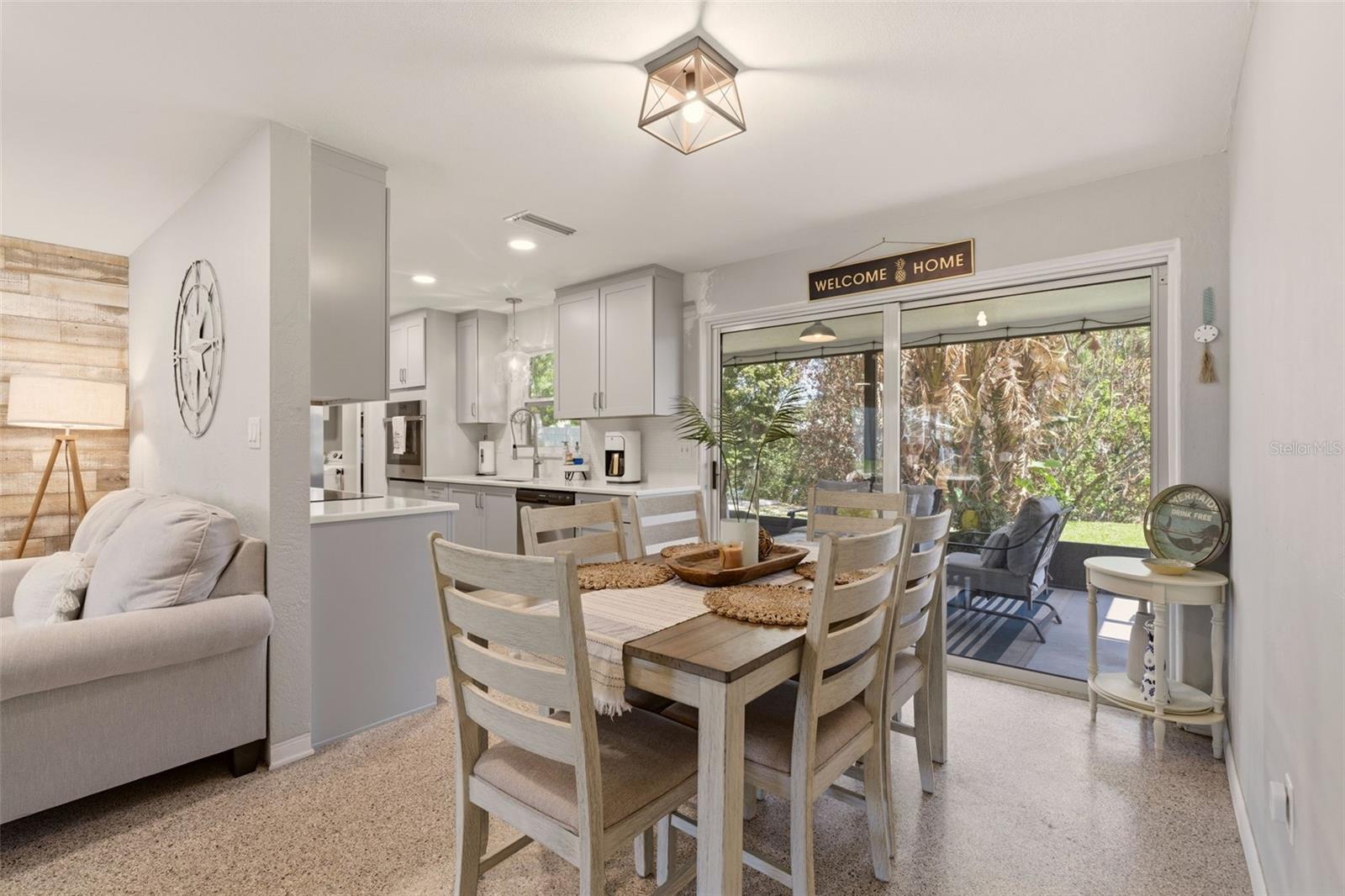 DETWILERS ADD 01 NEW SMYRNA BCH - Residential