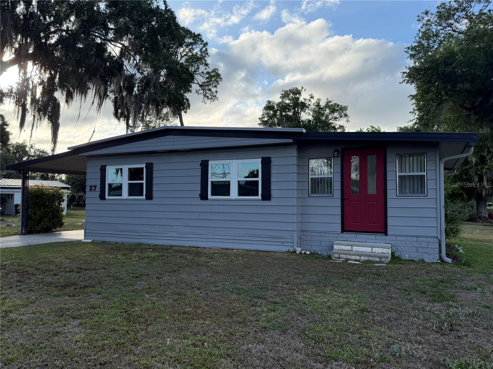 27 S BOBWHITE ROAD
