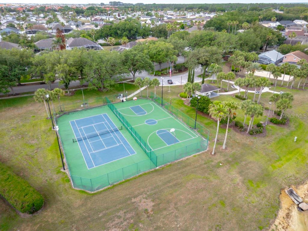 HAMPTON ESTATES - Residential