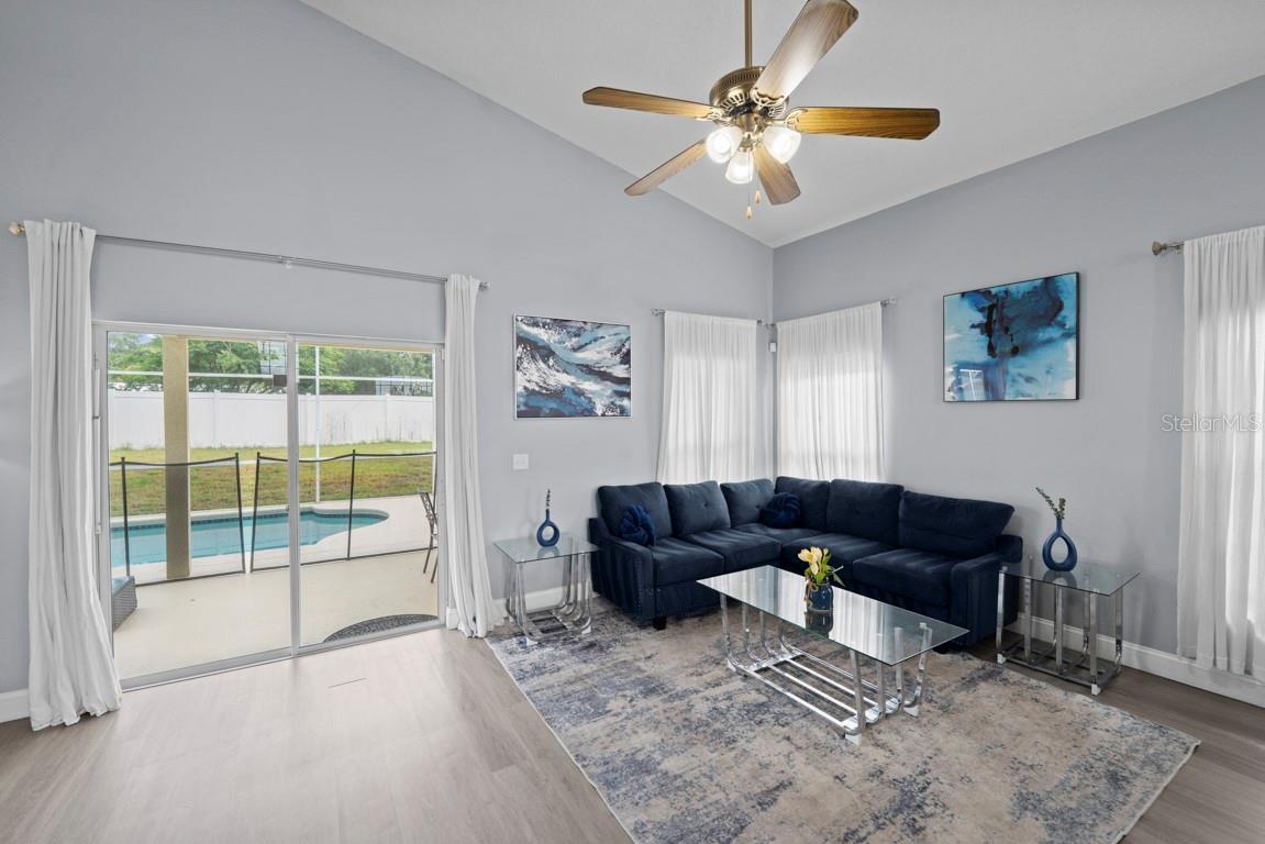 HAMPTON ESTATES - Residential