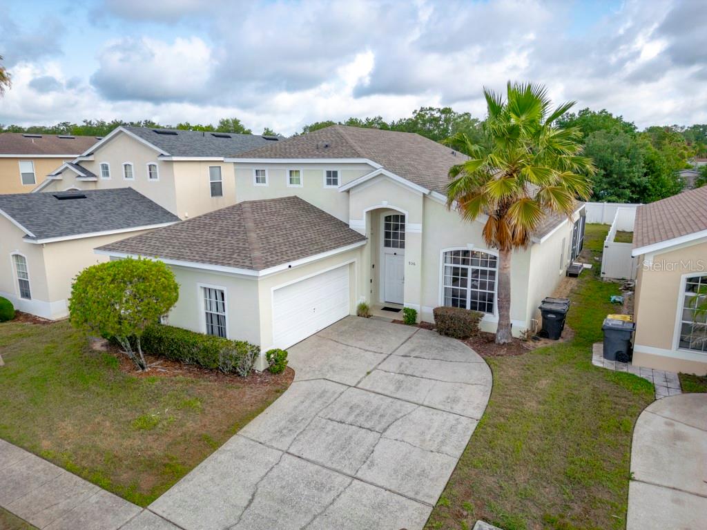 HAMPTON ESTATES - Residential
