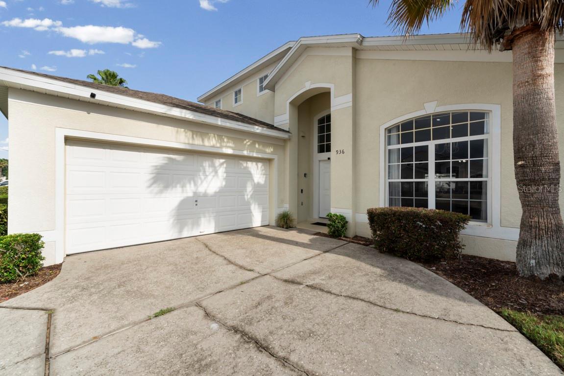 HAMPTON ESTATES - Residential