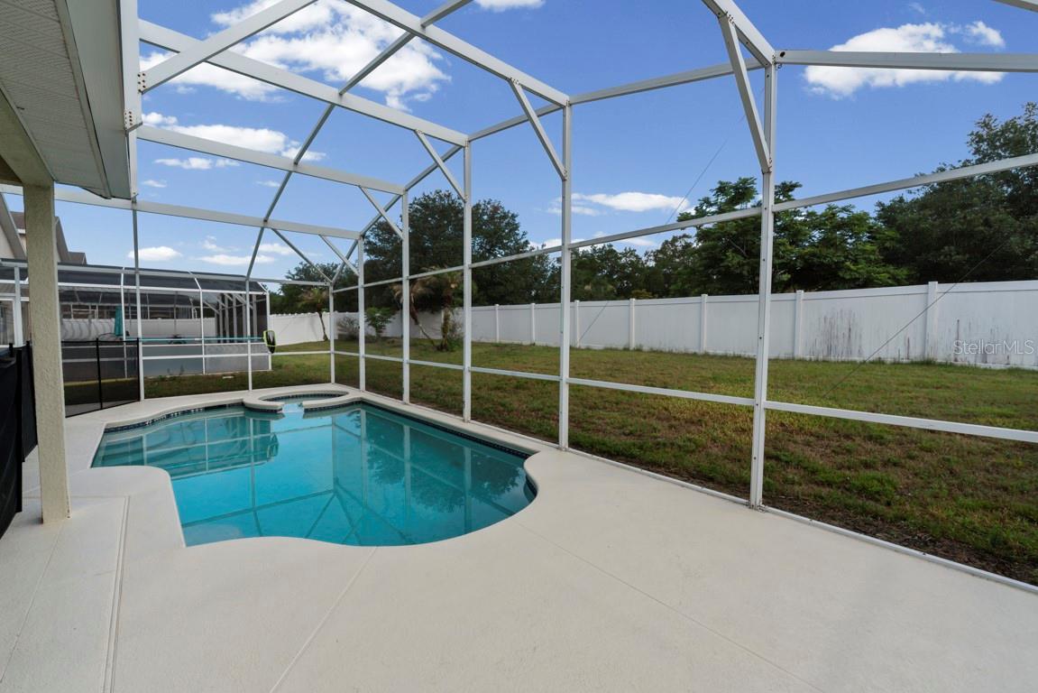 HAMPTON ESTATES - Residential