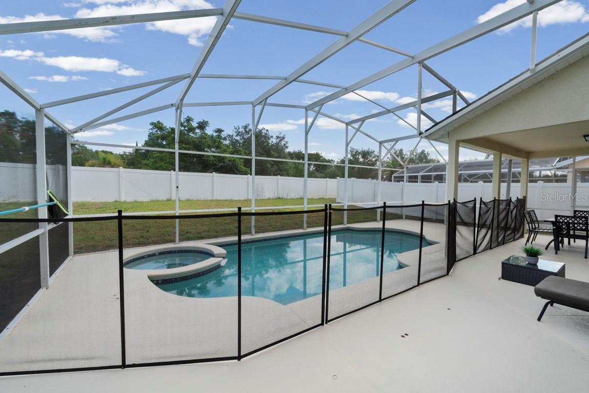 HAMPTON ESTATES - Residential