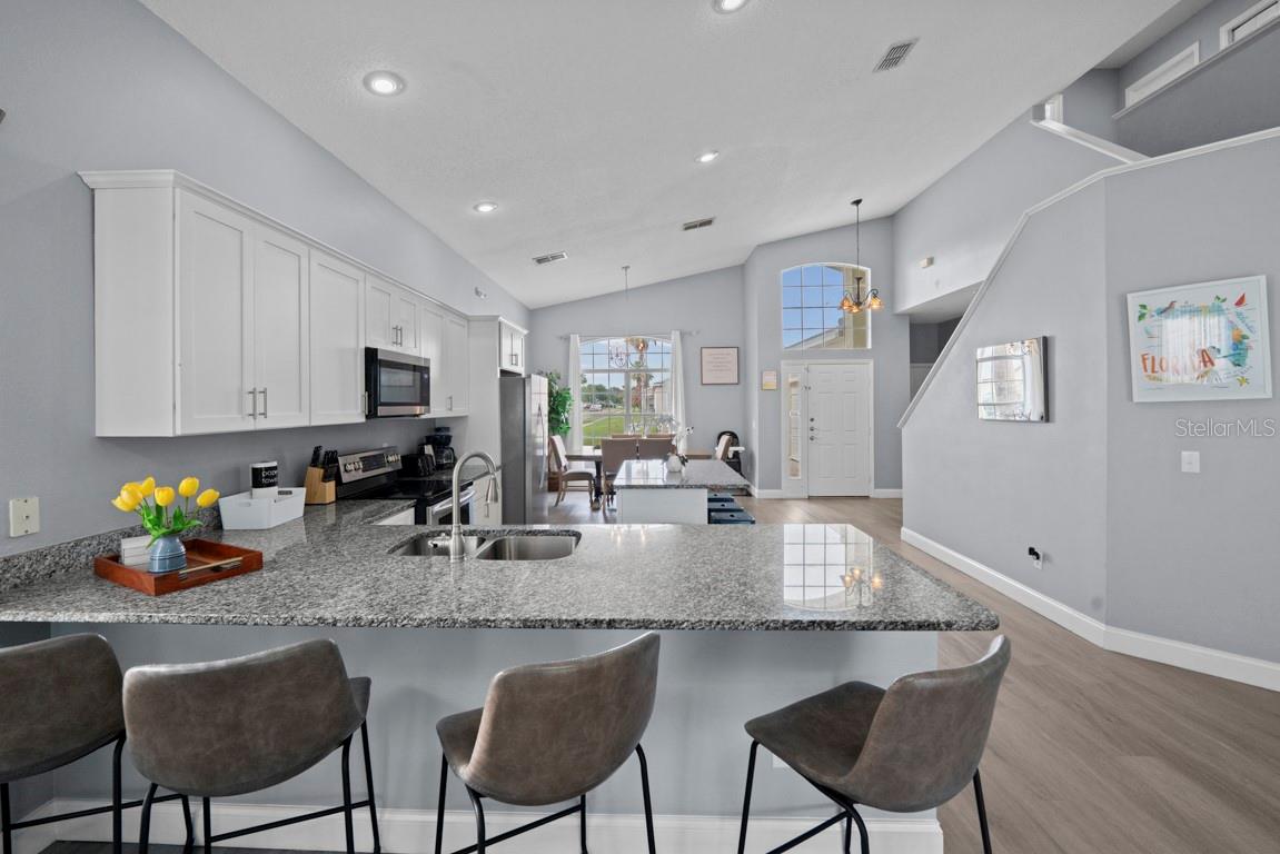 HAMPTON ESTATES - Residential